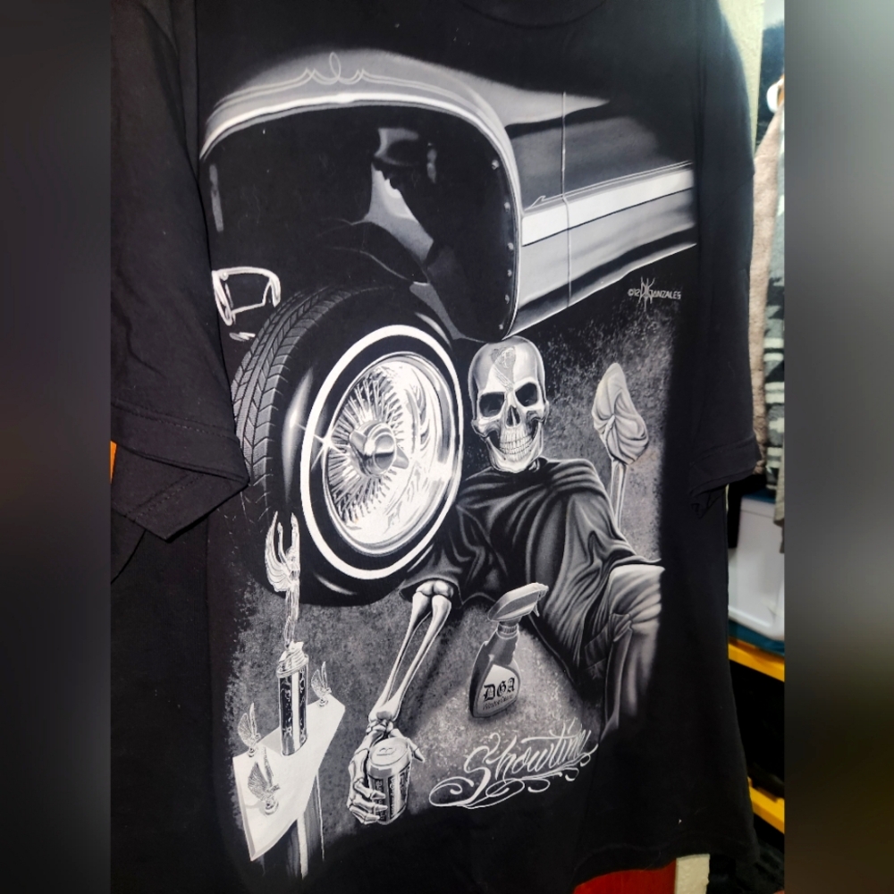 Mens XXL DGA Lowrider TShirt, never worn
